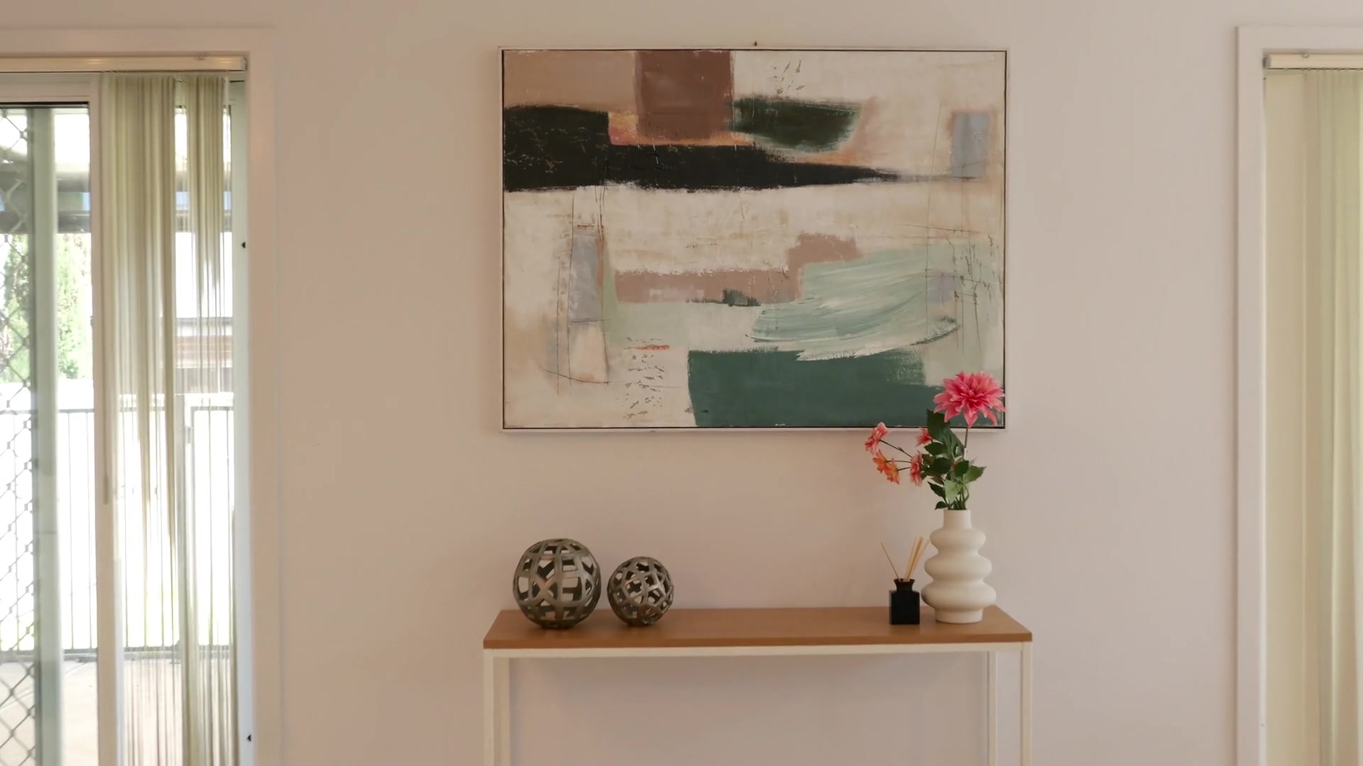 132B St Bernards Road property film
